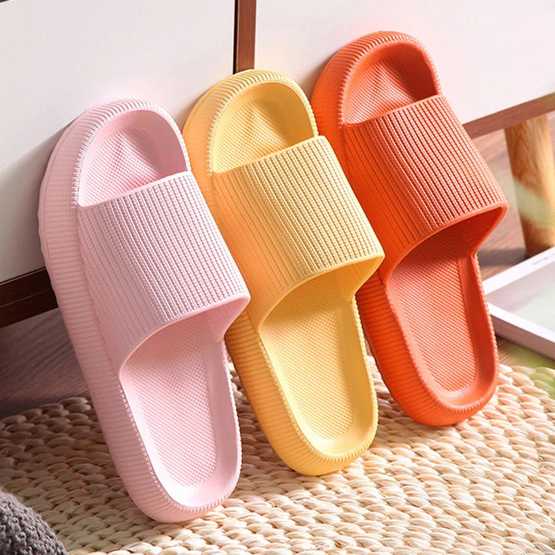 Women Thick Platform Cloud Slippers Indoor Home Eva Soft Sole Pillow Slides Sandals Woman 2025 Summer Non Slip Beach Flip Flops Margot Vital